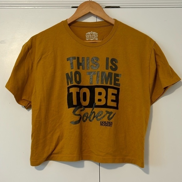 Golden Nugget This is no time to be sober crop top size XL - Picture 2 of 4